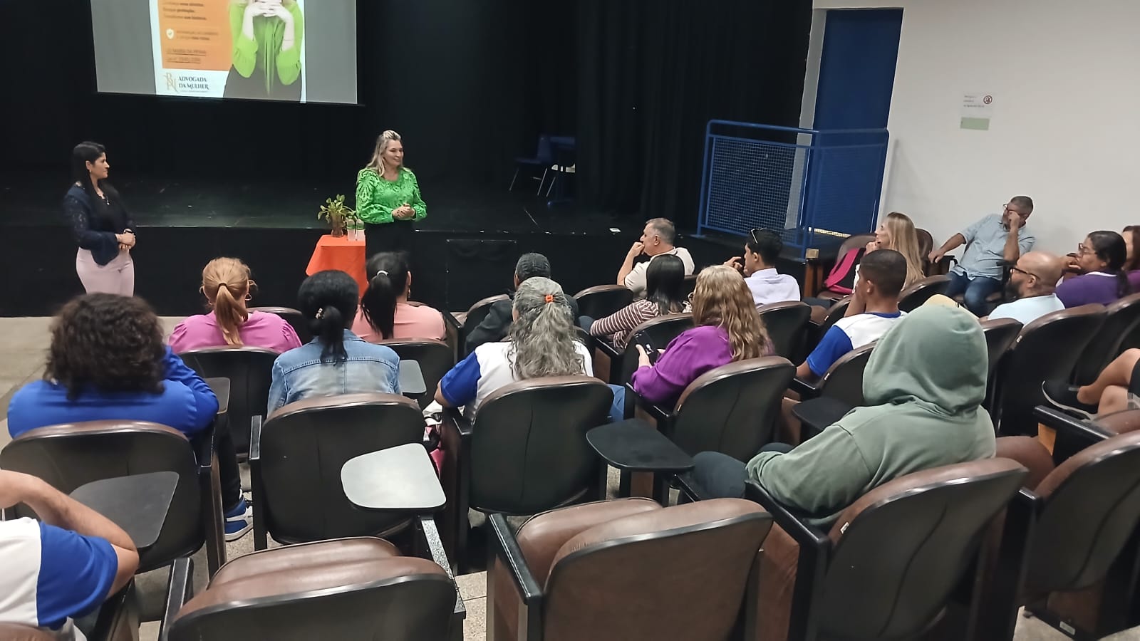 Estudantes da EJA participam de palestras sobre a Lei Maria da Penha em Hortolândia